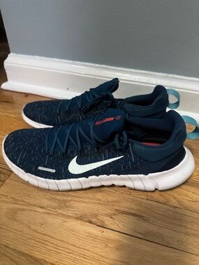 Nike Dark Blue Athletic Sneakers with White Swoosh